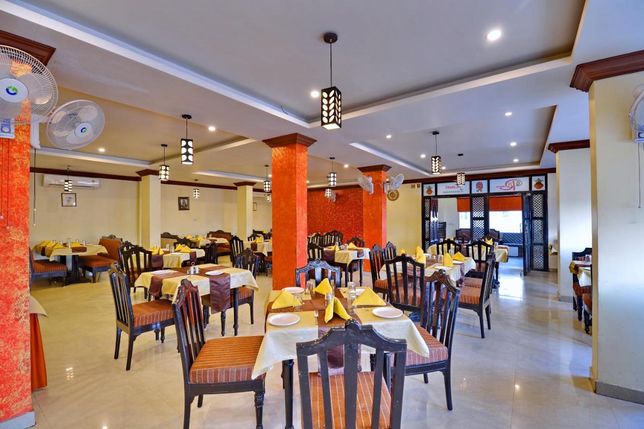 Oyo 6541 Hotel Relax Inn Udajpur Exteriér fotografie